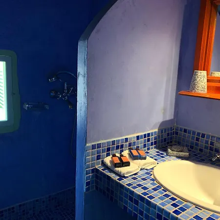 Mediterraneo Hotel Meyísti